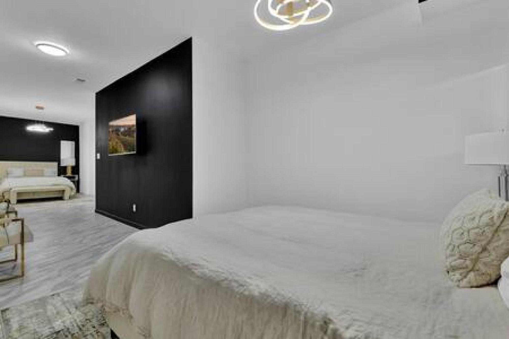 Lovely 4Bd House W Pool, Hot Tub And Free Parking Houston Esterno foto